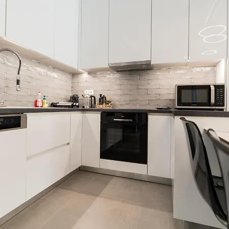 Διαμέρισμα Liv - Luminous & Spacious In Pagrati *